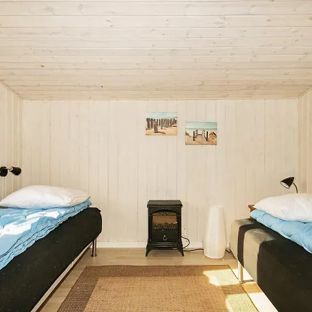 2 Person In Holiday home