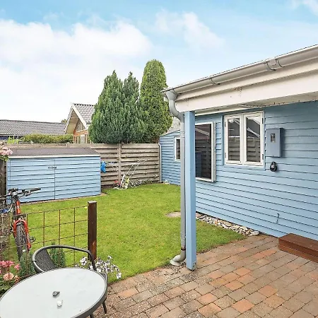 2 Person In Holiday home